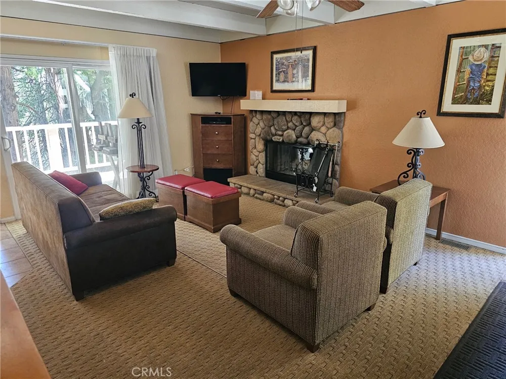 307 Canyon Crest Lake Arrowhead, CA 92352