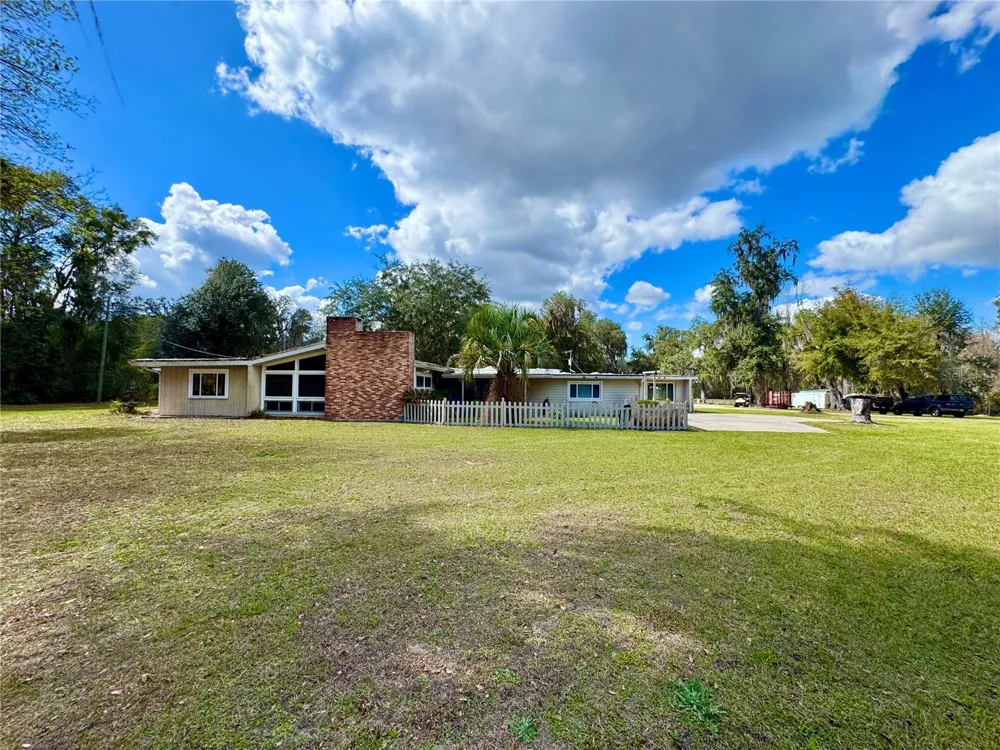 11816 SE COUNTY ROAD 234 Micanopy, FL 32667