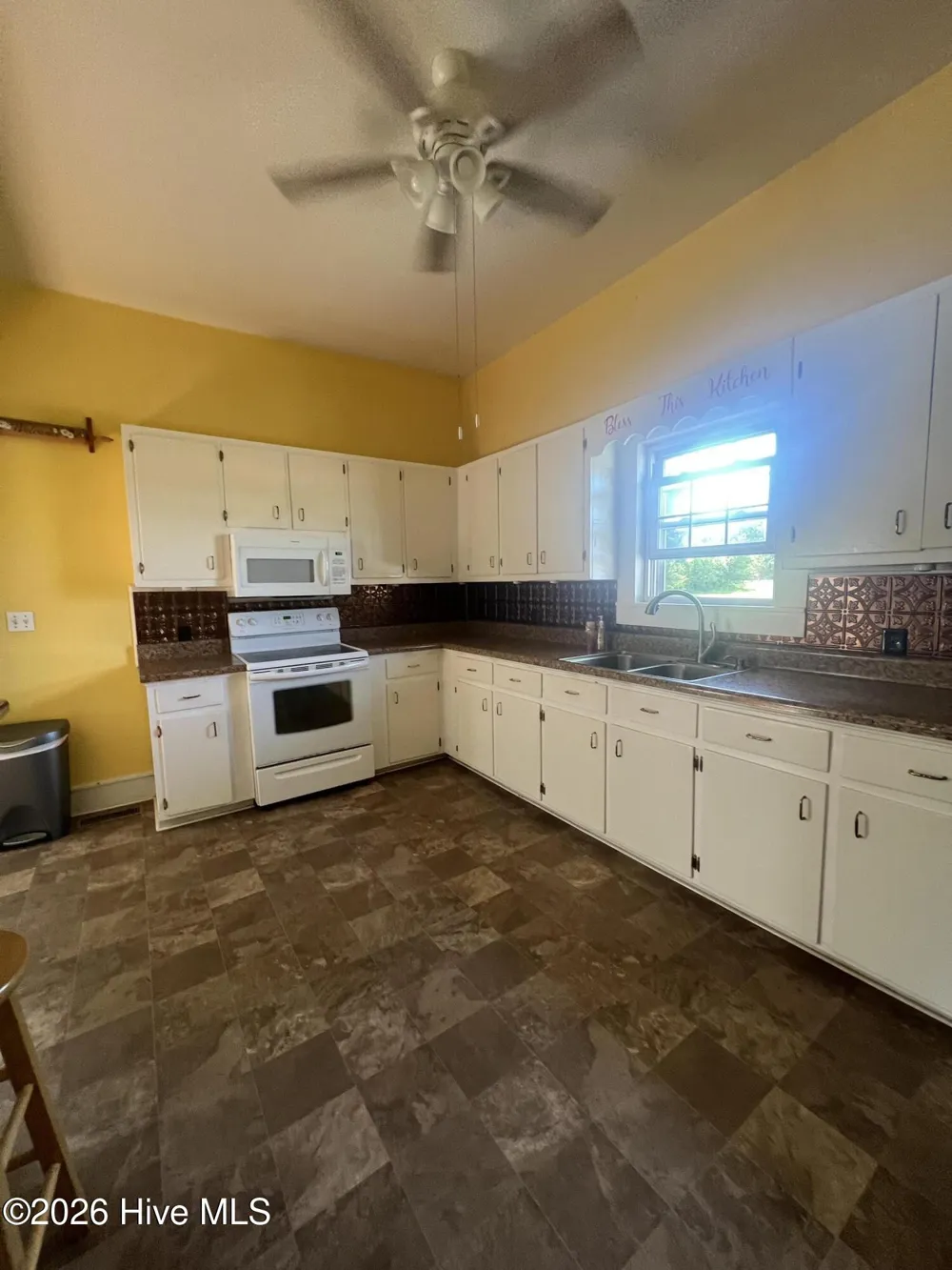 183 Nc 124 West Macclesfield, NC 27852