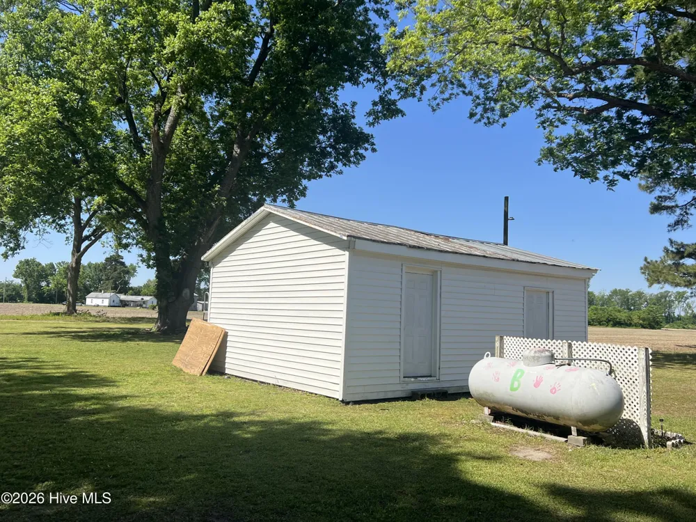 183 Nc 124 West Macclesfield, NC 27852