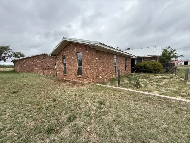 5026 Interstate 20 Sweetwater, TX 79556