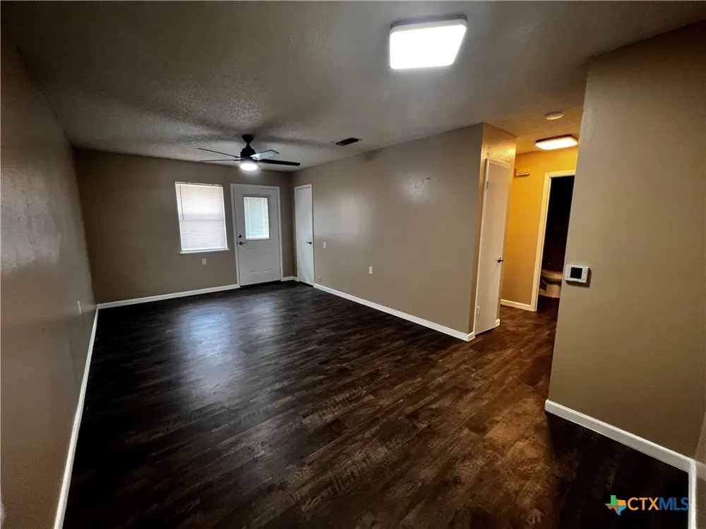 301 Rockwood Drive #J-6 Wimberley, TX 78676
