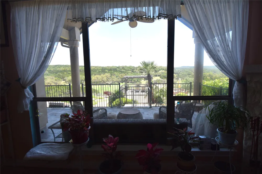 570 Copper Rim Spring Branch, TX 78070