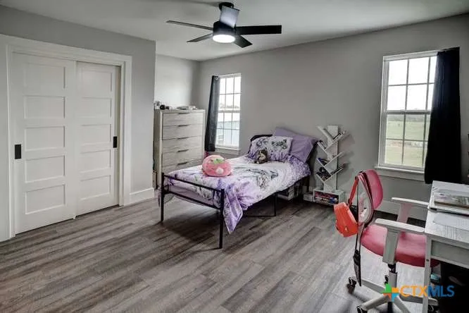 1345 E Old Hallettsville Road Flatonia, TX 78941
