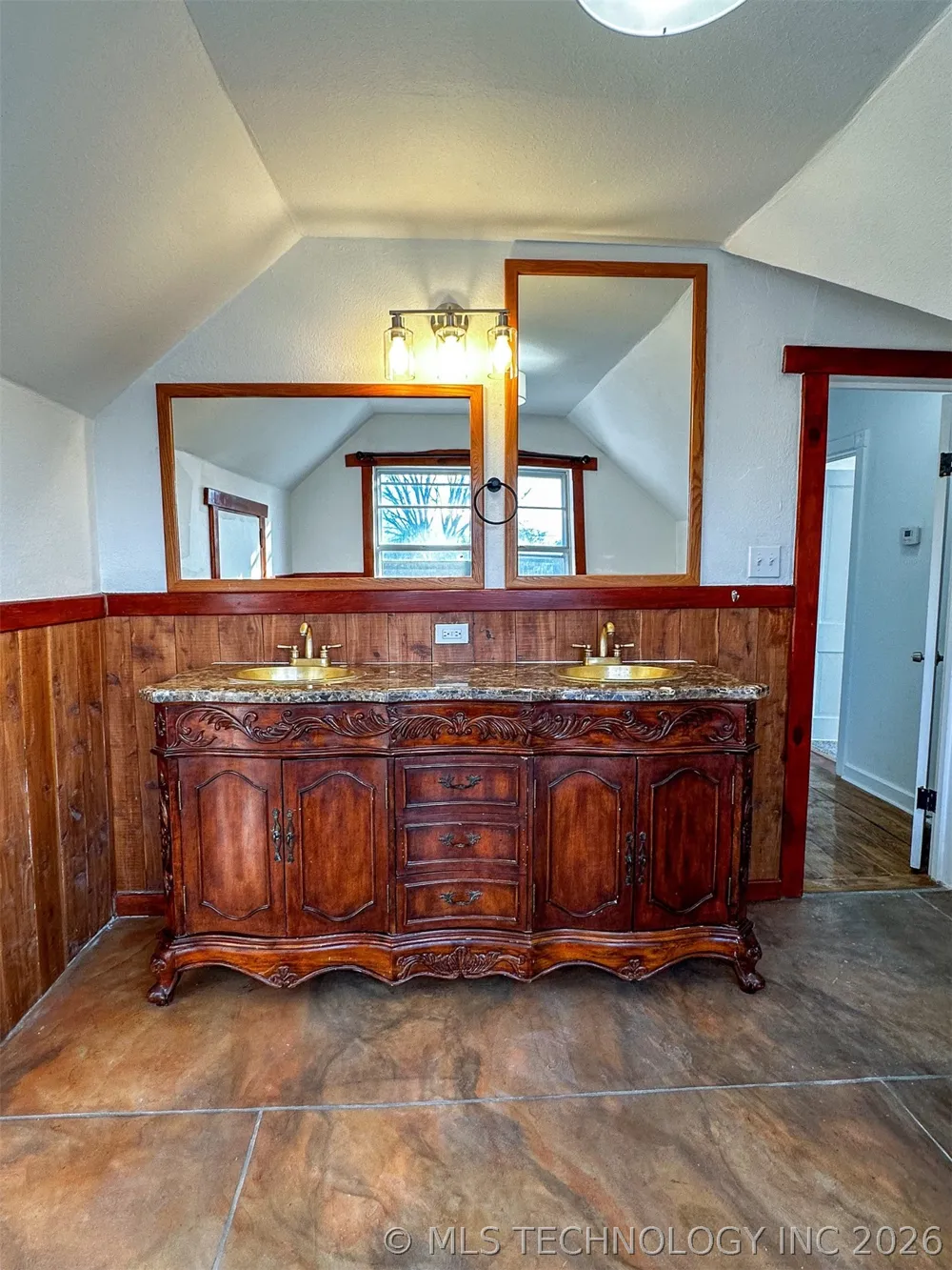 420 S Main Wetumka, OK 74883