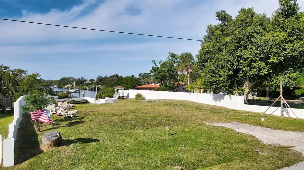 223 RAVENNA STREET Nokomis, FL 34275