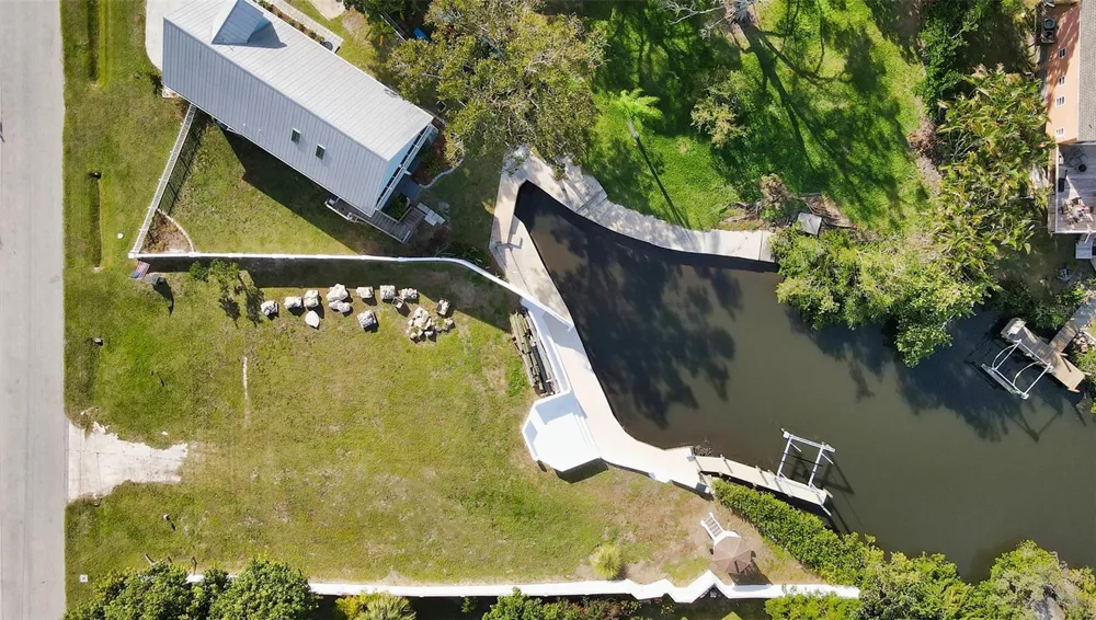 223 RAVENNA STREET Nokomis, FL 34275
