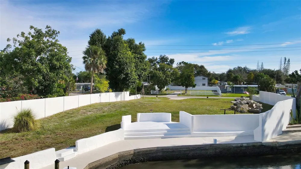 223 RAVENNA STREET Nokomis, FL 34275