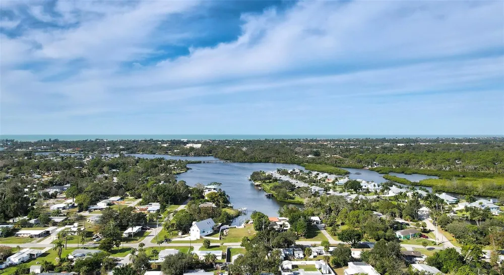 223 RAVENNA STREET Nokomis, FL 34275