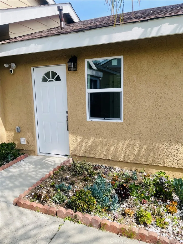 7533 Bovey Reseda, CA 91335