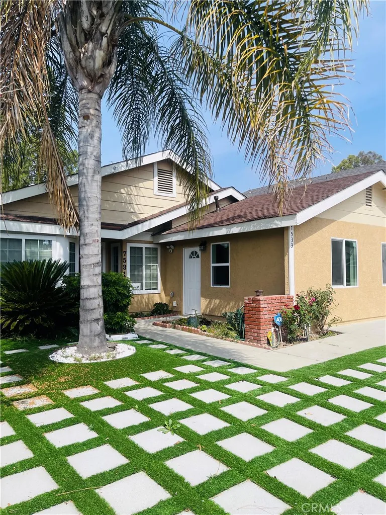 7533 Bovey Reseda, CA 91335
