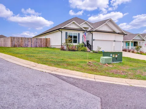 3962 Whitetail Lane