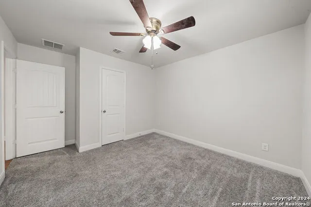 1080 AMBLE OAK Seguin, TX 78155