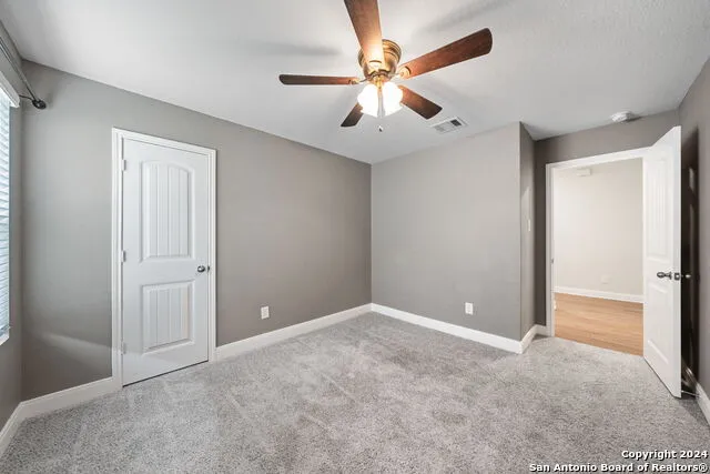1080 AMBLE OAK Seguin, TX 78155