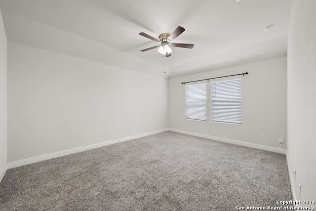 1080 AMBLE OAK Seguin, TX 78155