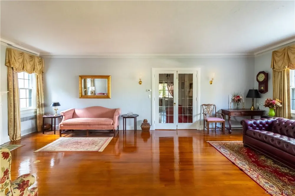 130 E Cedar Street Mount Vernon, NY 10552