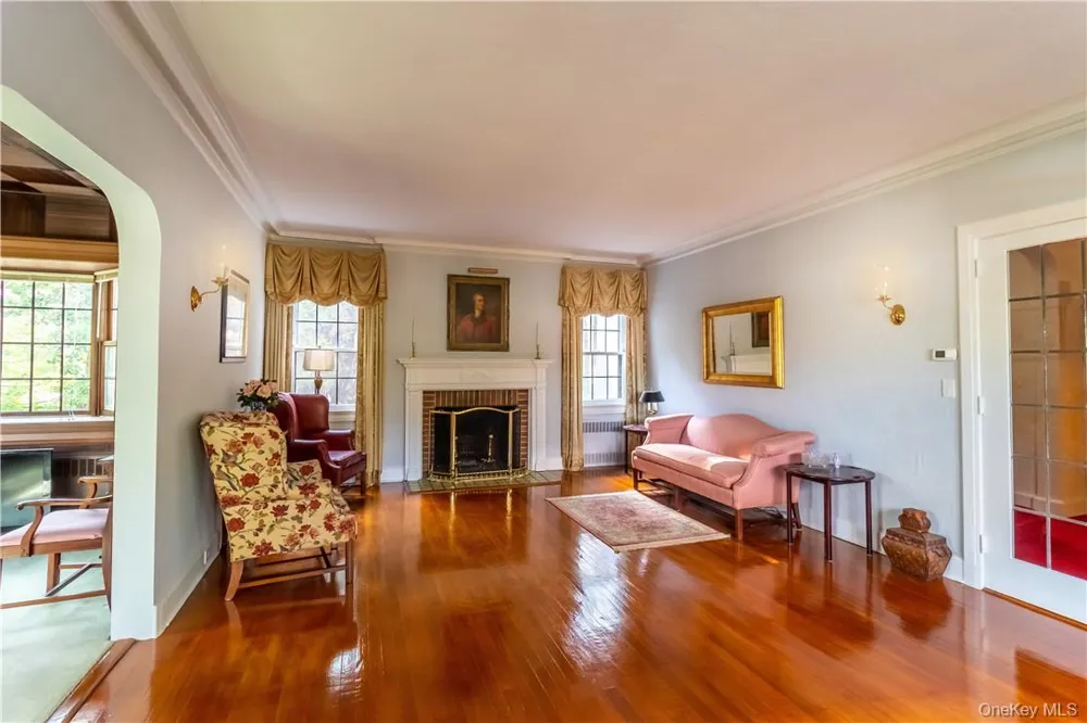 130 E Cedar Street Mount Vernon, NY 10552