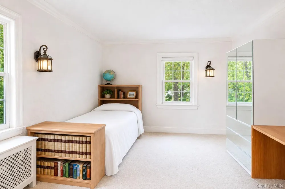 130 E Cedar Street Mount Vernon, NY 10552