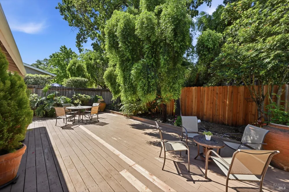 2619 Hidden Valley Lane Napa, CA 94558