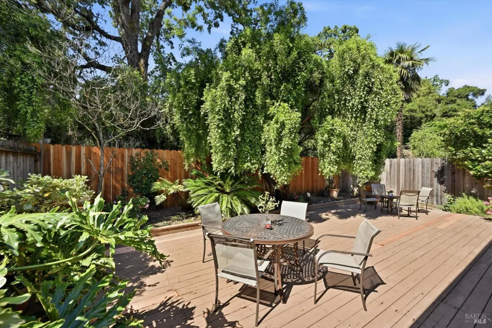 2619 Hidden Valley Lane Napa, CA 94558