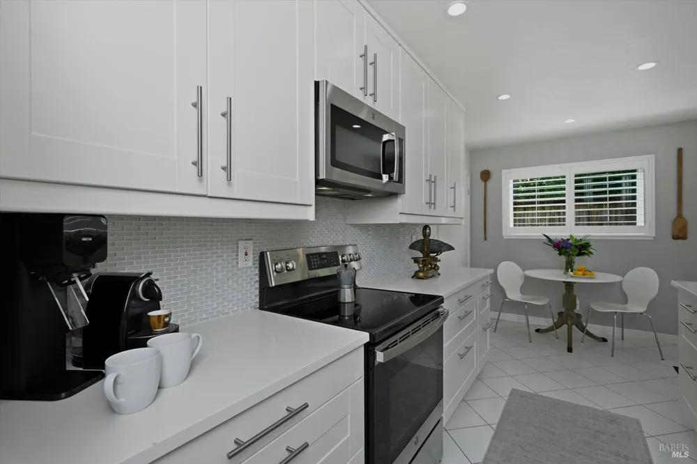 2619 Hidden Valley Lane Napa, CA 94558