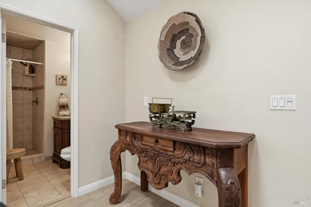 2619 Hidden Valley Lane Napa, CA 94558