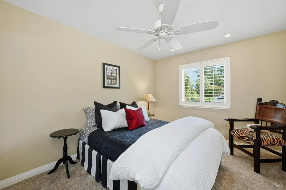 2619 Hidden Valley Lane Napa, CA 94558