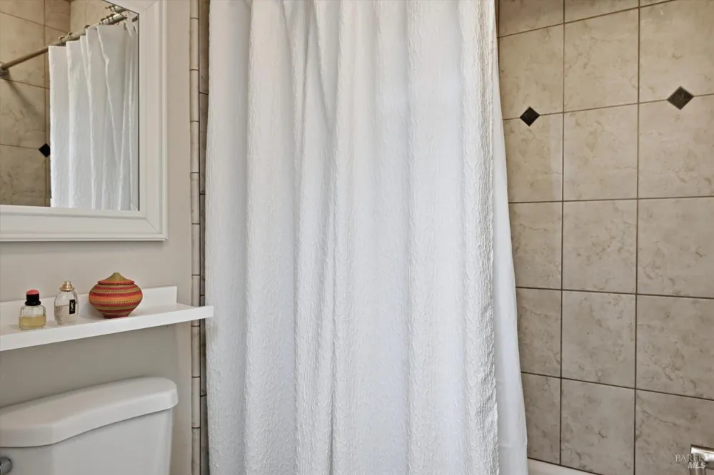 2619 Hidden Valley Lane Napa, CA 94558