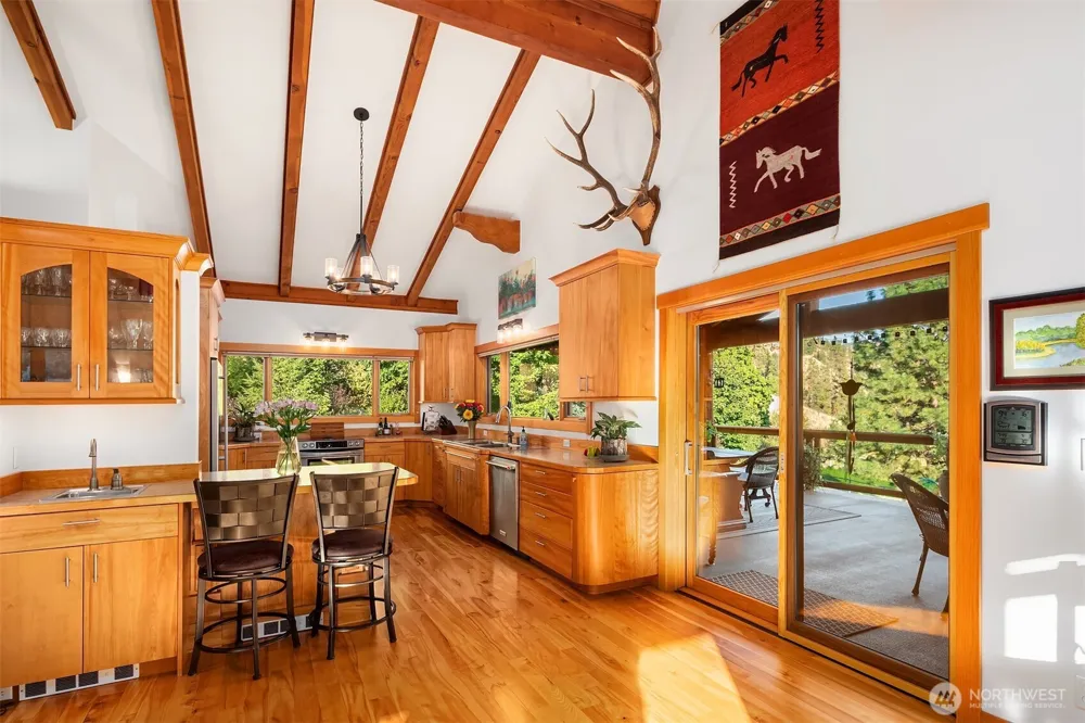 951 Willems Road Cashmere, WA 98815