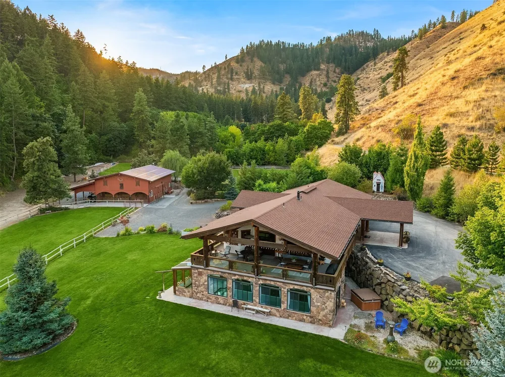 951 Willems Road Cashmere, WA 98815