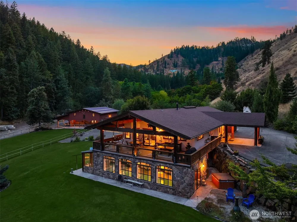 951 Willems Road Cashmere, WA 98815