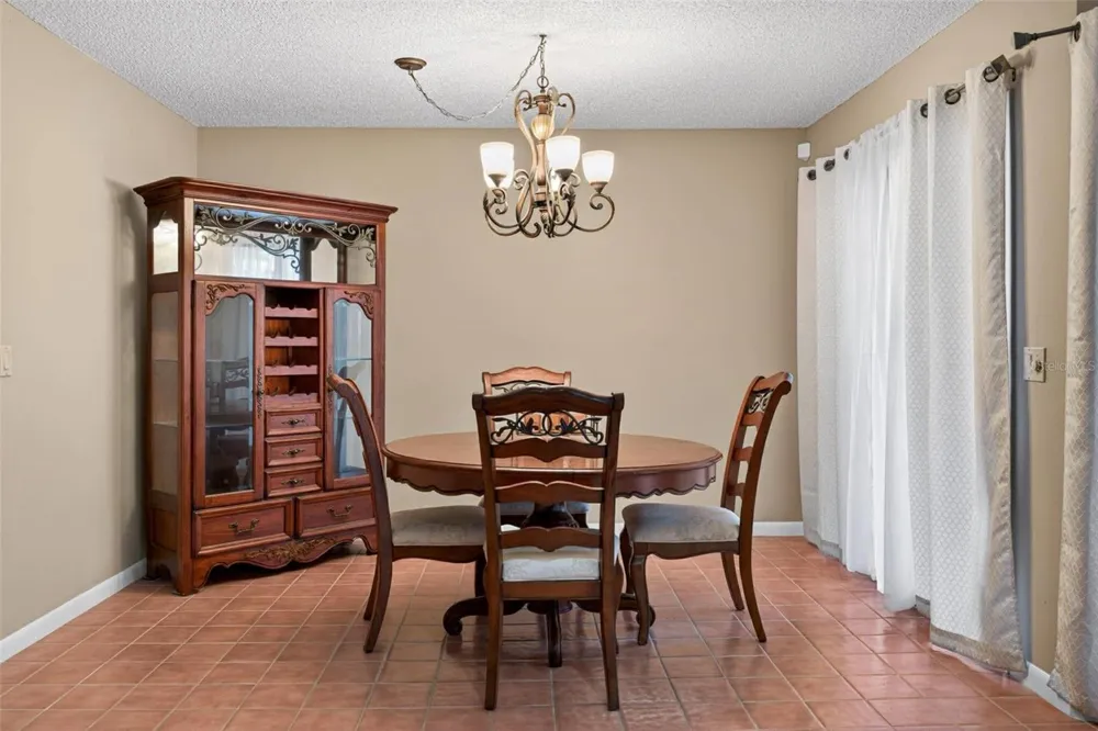 603 WATERWOOD DRIVE Yalaha, FL 34797