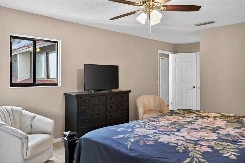 603 WATERWOOD DRIVE Yalaha, FL 34797