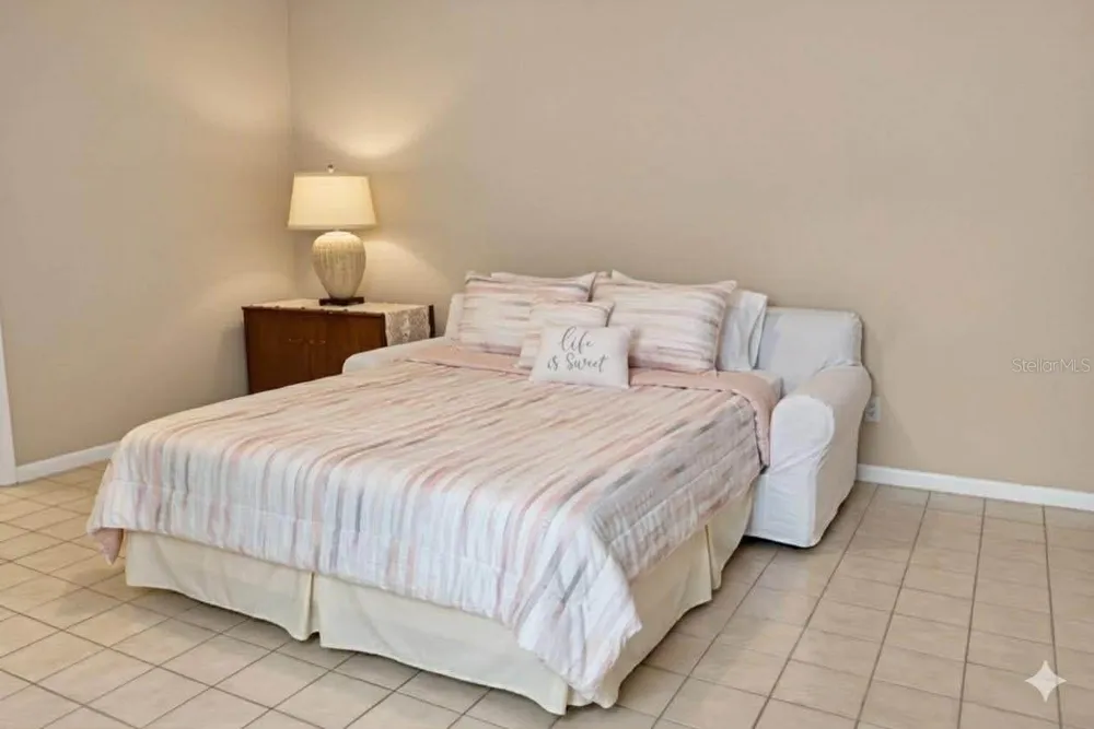 603 WATERWOOD DRIVE Yalaha, FL 34797