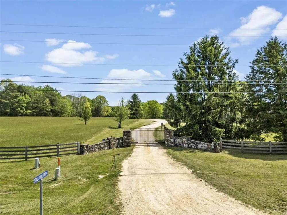 0 Neals Brow Road Menlo, GA 30731