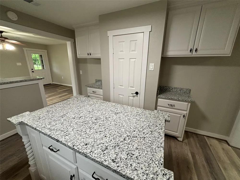 315 S Barry Street Mertens, TX 76666
