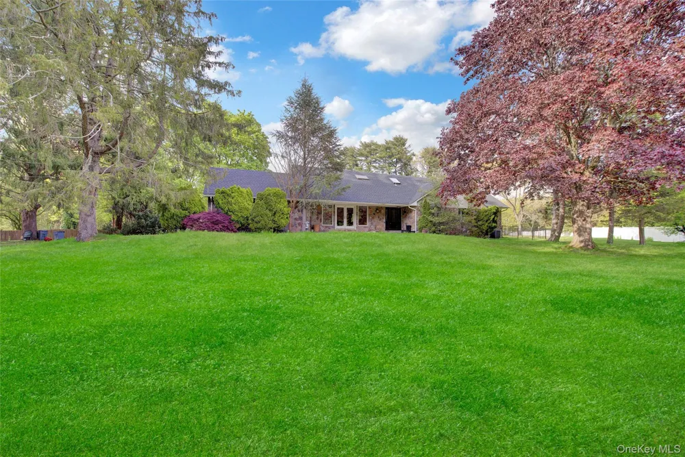 1719 Cedar Swamp Road Brookville, NY 11545