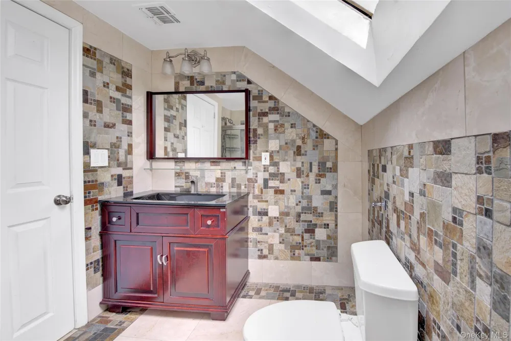 1719 Cedar Swamp Road Brookville, NY 11545