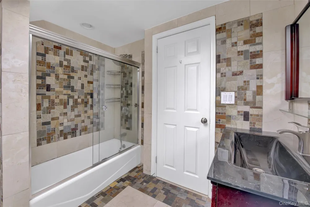 1719 Cedar Swamp Road Brookville, NY 11545