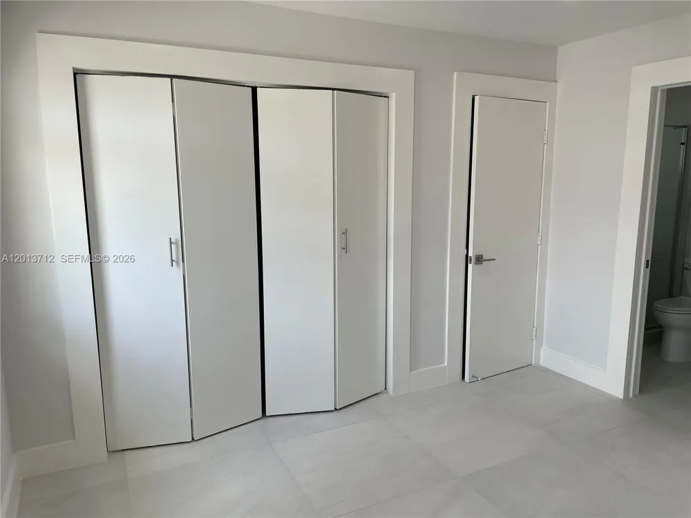 6820 SW 13th Ter #6820 Miami, FL 33144