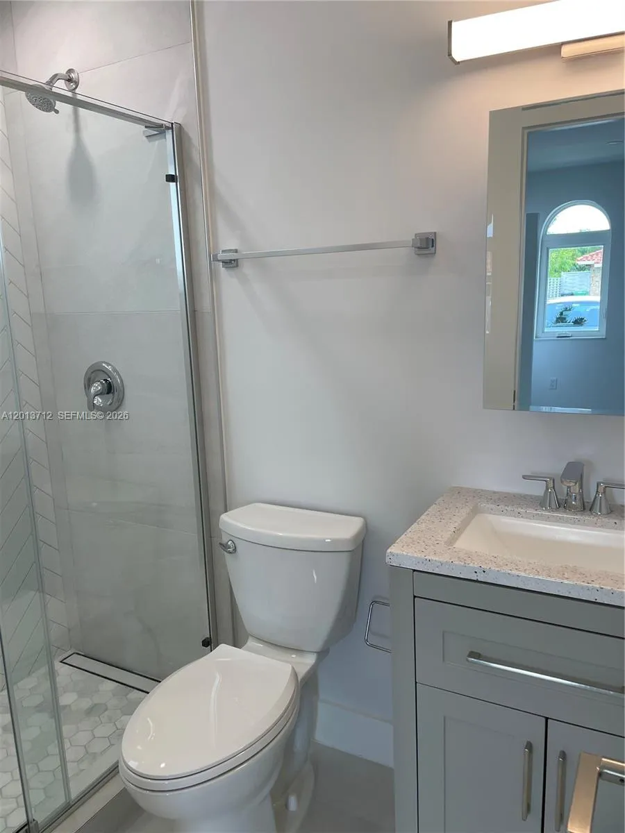 6820 SW 13th Ter #6820 Miami, FL 33144