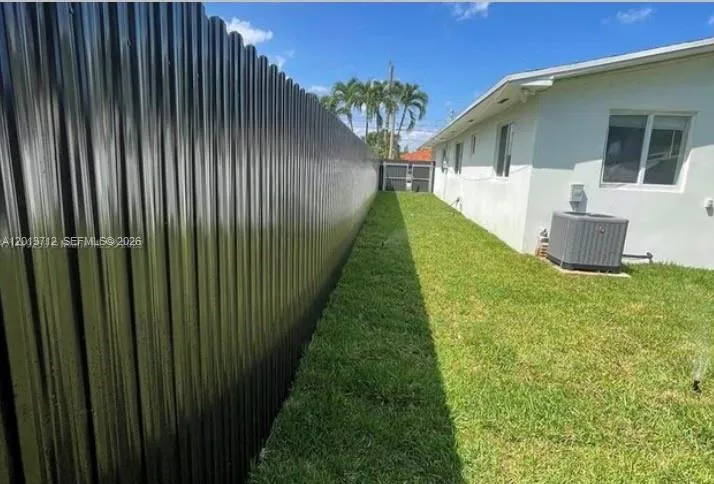 6820 SW 13th Ter #6820 Miami, FL 33144