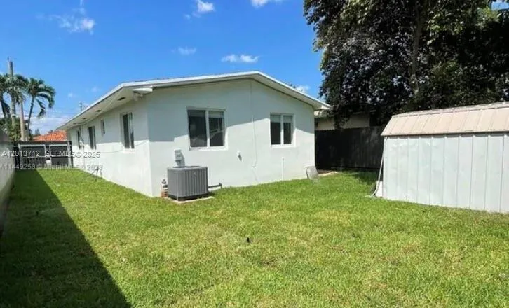 6820 SW 13th Ter #6820 Miami, FL 33144