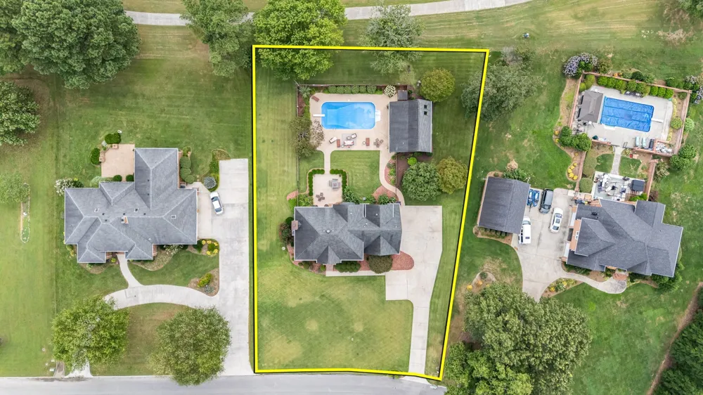104 SAINT ANDREWS PLACE Tullahoma, TN 37388