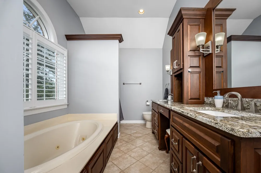104 SAINT ANDREWS PLACE Tullahoma, TN 37388