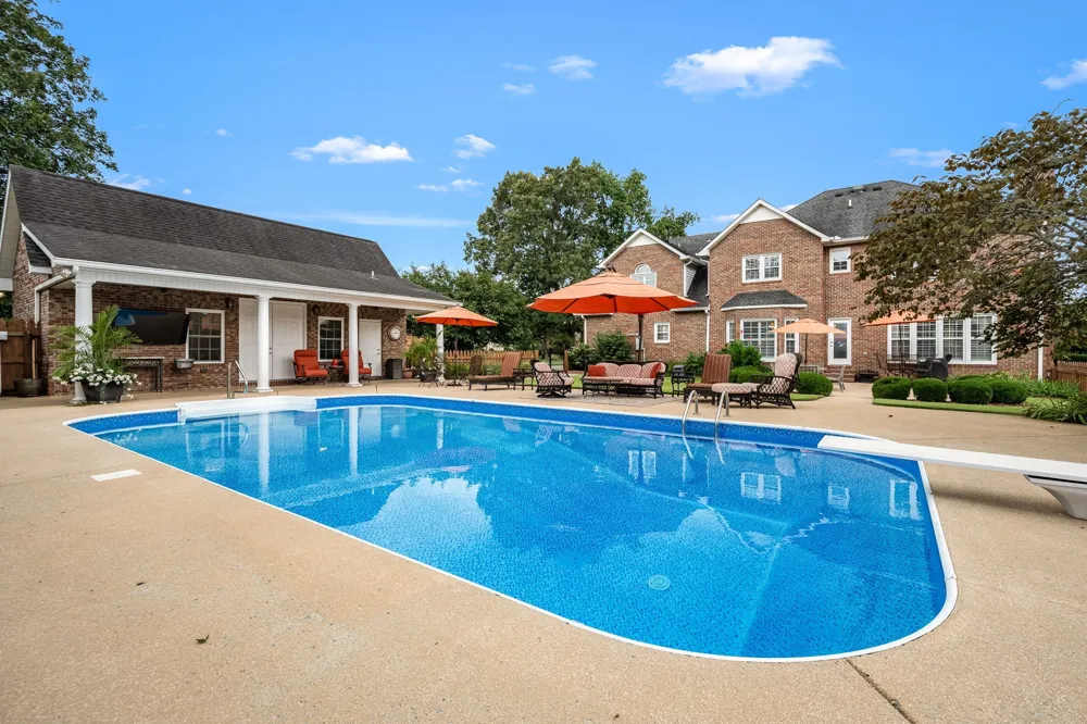 104 SAINT ANDREWS PLACE Tullahoma, TN 37388