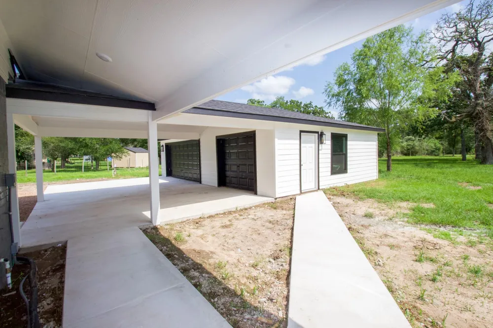 54 Windmill Drive Hempstead, TX 77445