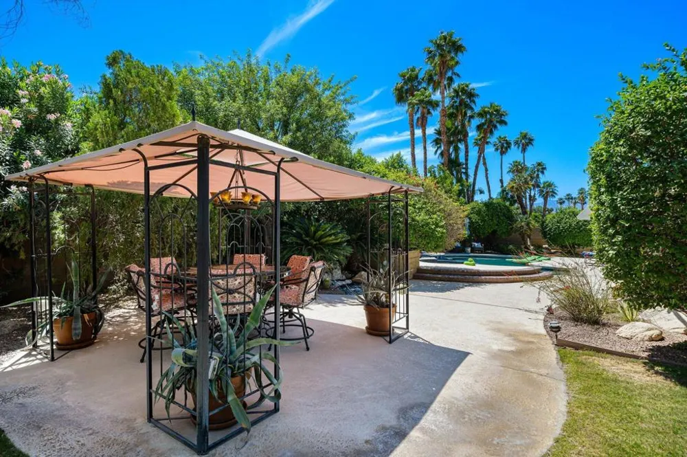 76835 Bishop Place Palm Desert, CA 92211