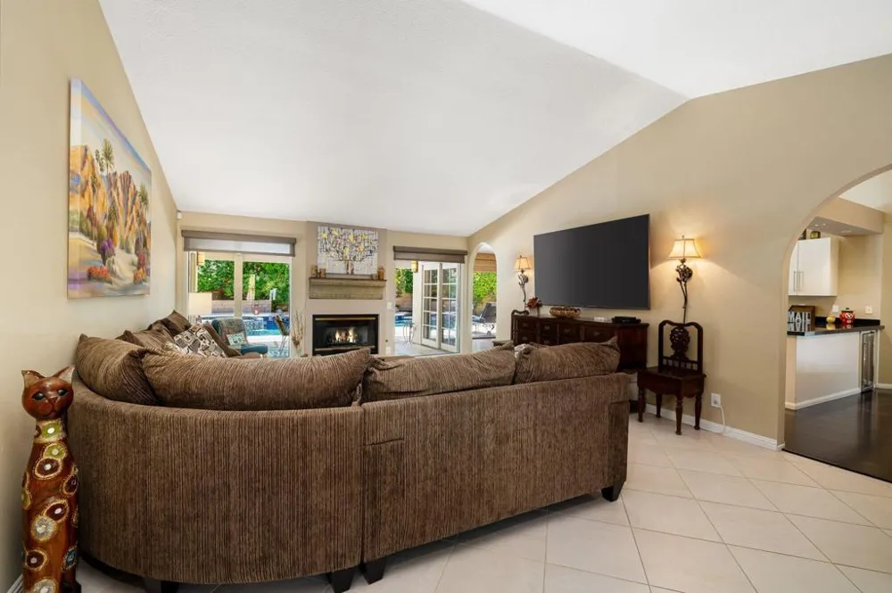 76835 Bishop Place Palm Desert, CA 92211