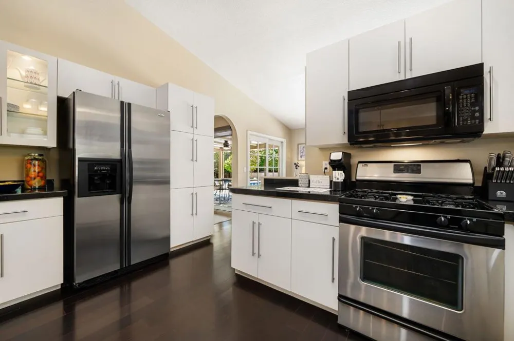 76835 Bishop Place Palm Desert, CA 92211